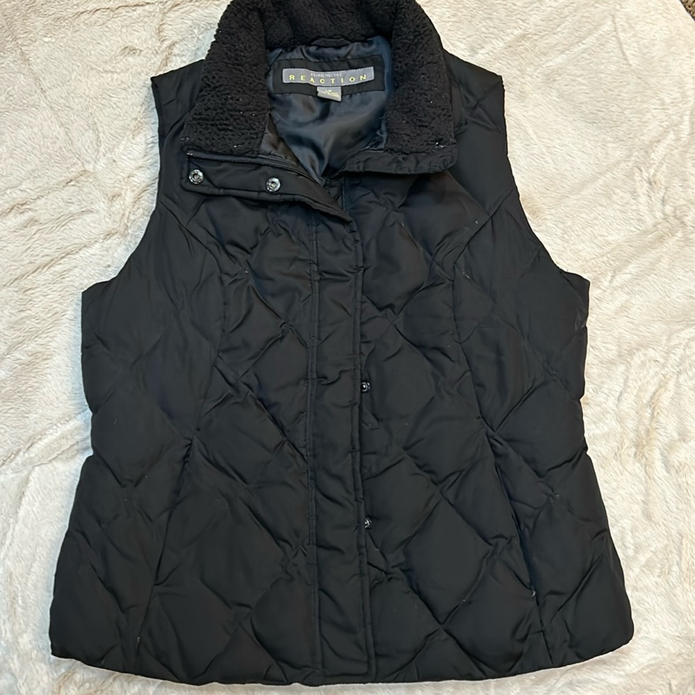 KENNETH COLE REACTION QUILTED VEST SOZE LARGE